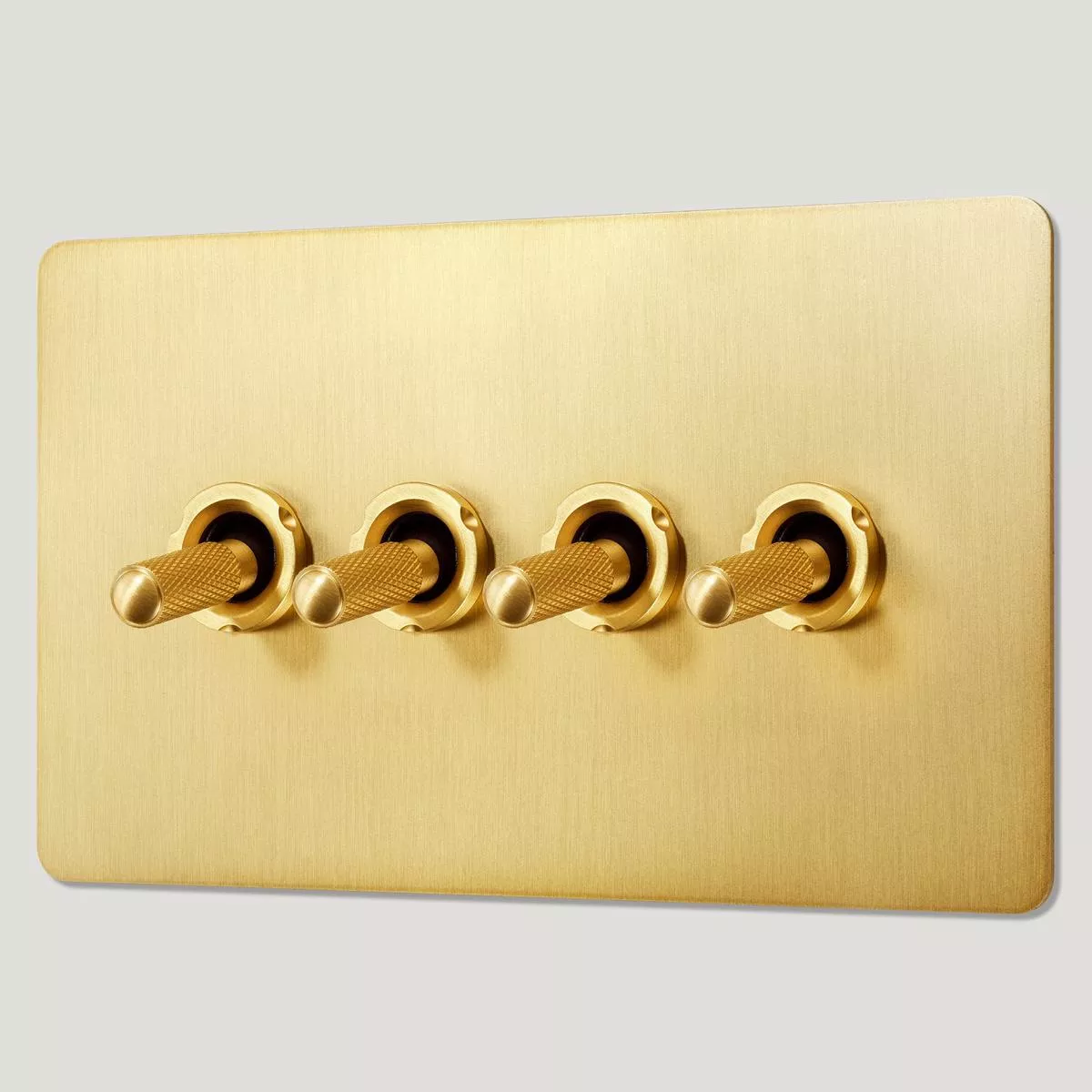 KEPLER 4G Two Way Knurled Toggle Light Switch – Brass
